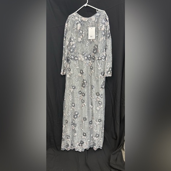 Mac Duggal 67923 NWOT EMBELLISHED ILLUSION LONG SLEEVE A LINE GOWN (PLUS) - Picture 4 of 6
